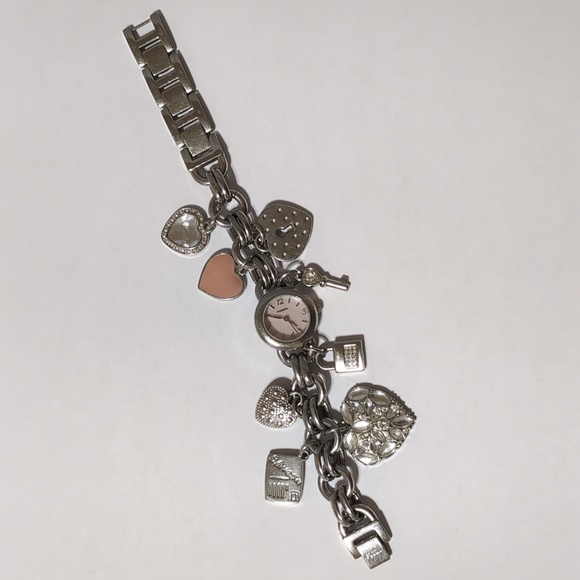 Fossil F2 Watch Silver Tone Chain Charm Bracelet Pink Hearts Love ES 1739 - Picture 1 of 10